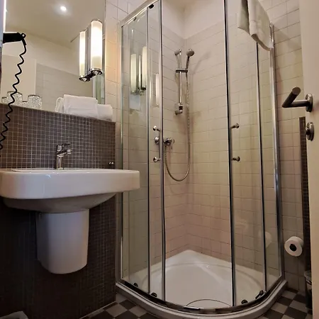 De La Poste Hotel 4*