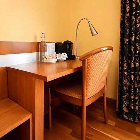 Hotel De La Poste 4*