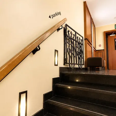 Hotel De La Poste 4*