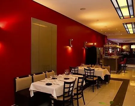 De La Poste ホテル 4*