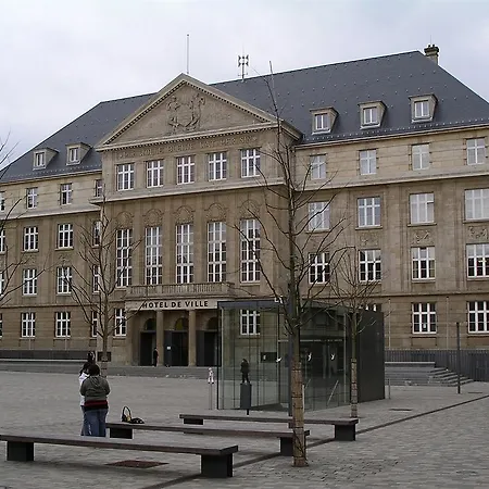 De La Poste ホテル
